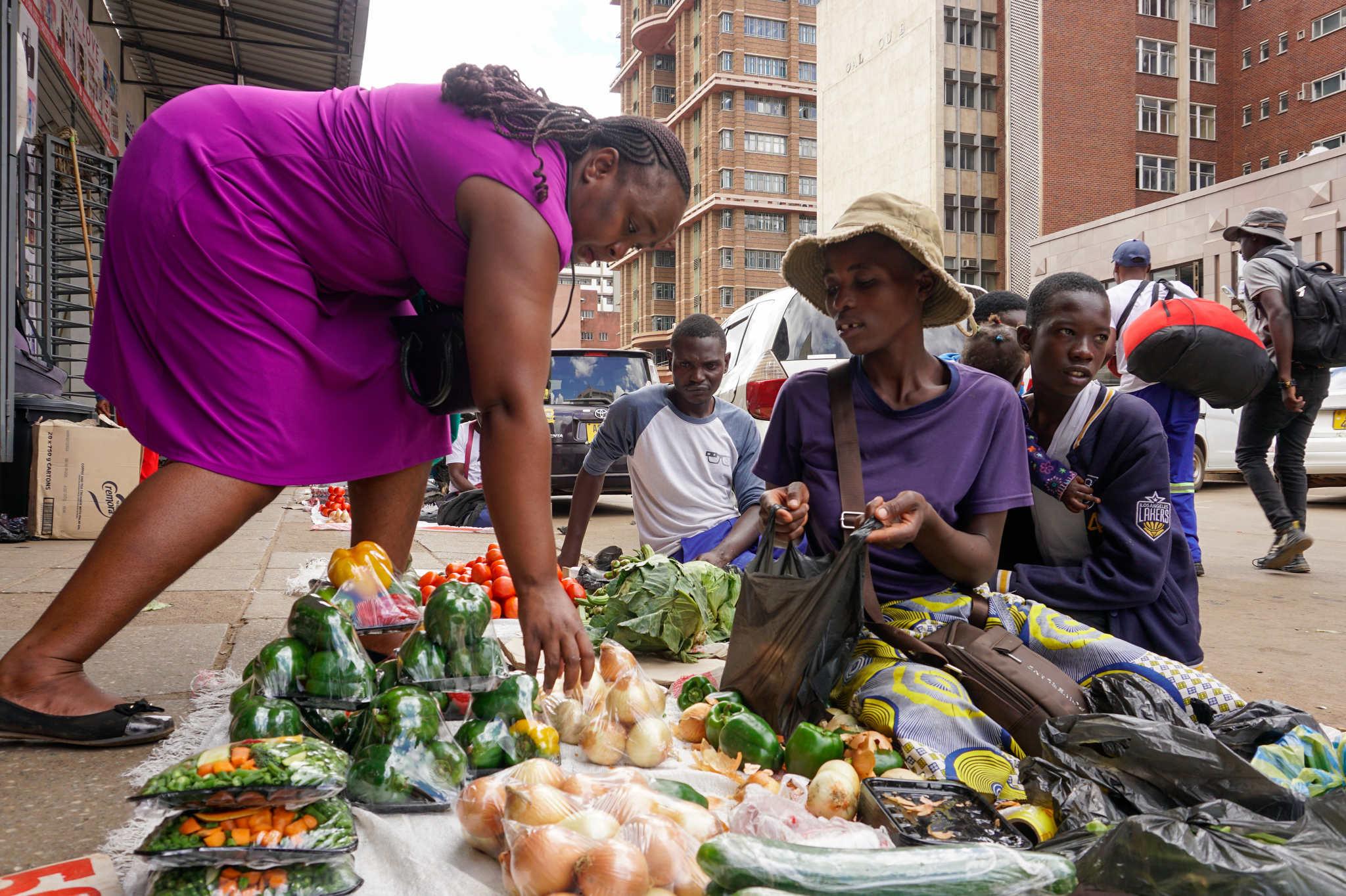 How to Budget When Your Income Isn’t Fixed (For Zimbabwean Freelancers & Hustlers)